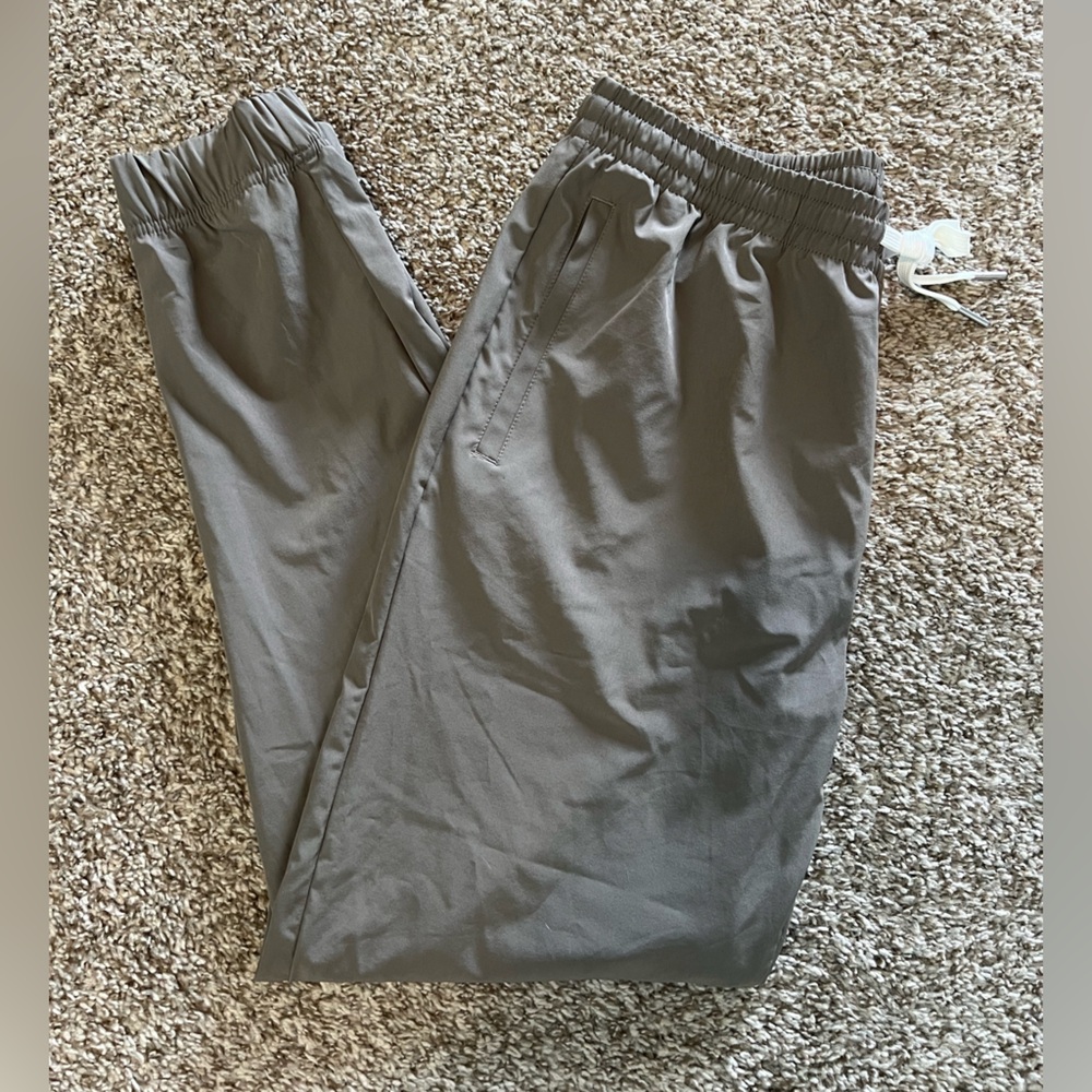 NWT Men's Gray Jogger Pants by Cove